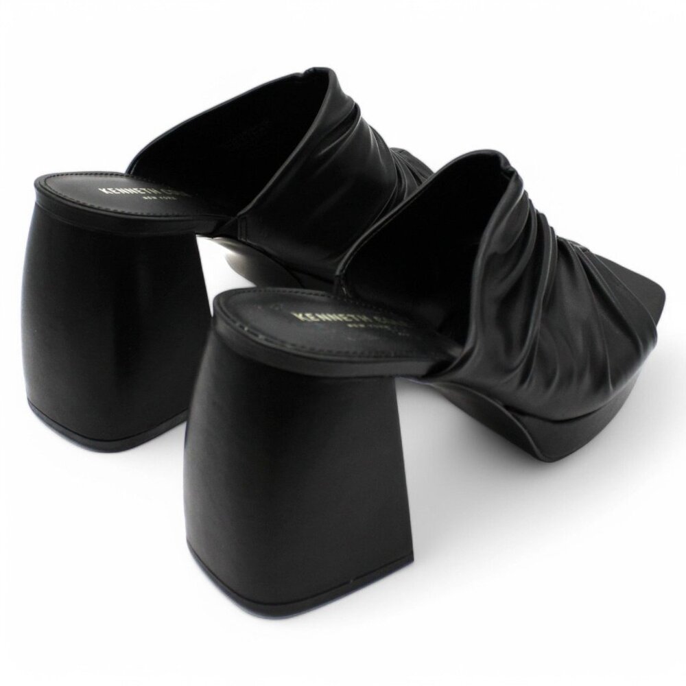 Kenneth Cole New York Sandals - Picture 3 of 5